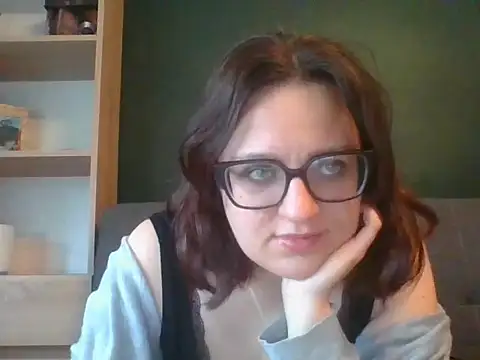 sensual paris online show from May 12, 2026, 5:37 am