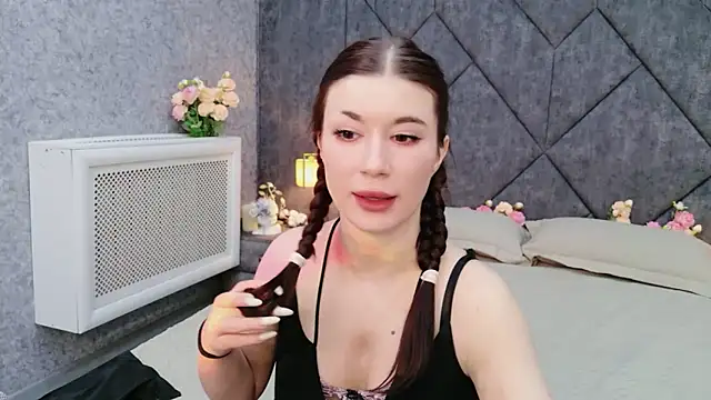 Snapshot of Gina_lima chatting on June 1, 2026, 8:30 pm Gina lima online show from June 1, 2026, 8:30 pm