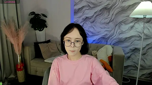 Snapshot of Lilac-Muse chatting on June 29, 2026, 11:10 am Lilac-Muse online show from June 29, 2026, 11:10 am