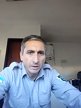 Alejandro83bsf online show from May 9, 2026, 7:50 pm