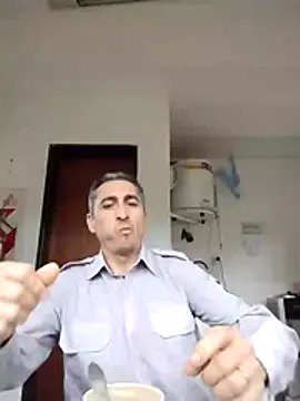 Snapshot of Alejandro83bsf chatting on July 10, 2026, 7:36 pm Alejandro83bsf online show from July 10, 2026, 7:36 pm