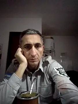 Snapshot of Alejandro83bsf chatting on June 18, 2026, 10:15 pm Alejandro83bsf online show from June 18, 2026, 10:15 pm