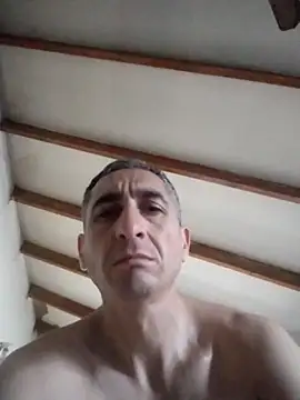Snapshot of Alejandro83bsf chatting on June 19, 2026, 2:45 pm Alejandro83bsf online show from June 19, 2026, 2:45 pm