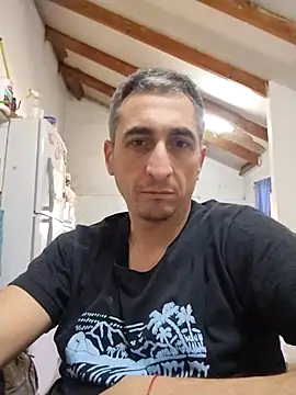 Snapshot of Alejandro83bsf chatting on July 1, 2026, 5:35 pm Alejandro83bsf online show from July 1, 2026, 5:35 pm