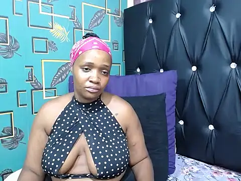 CandyBoobs69 online show from May 14, 2026, 2:41 am