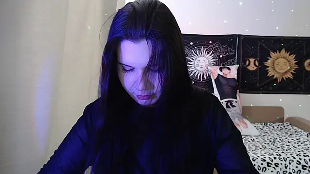 iintimate flesh online show from June 5, 2026, 12:33 pm