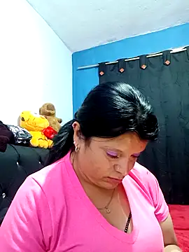 Snapshot of Samantha_Kieran chatting on May 9, 2026, 1:09 am Samantha Kieran online show from May 9, 2026, 1:09 am
