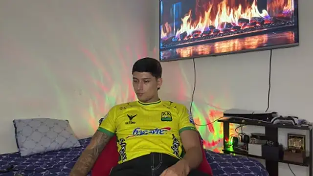 Snapshot of SexxxySquirterStev777 chatting on May 20, 2026, 1:30 pm SexxxySquirterStev777 online show from May 20, 2026, 1:30 pm