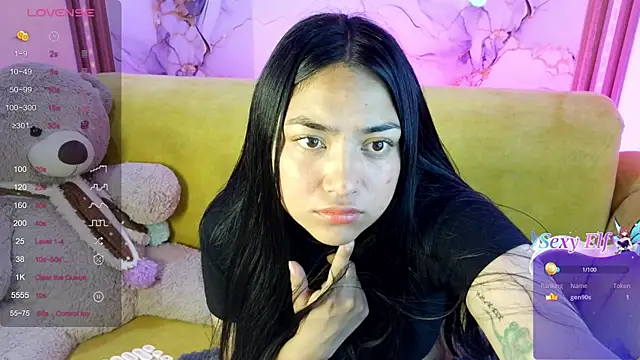 Snapshot of Lizzie_m chatting on May 15, 2026, 11:08 am Lizzie m online show from May 15, 2026, 11:08 am