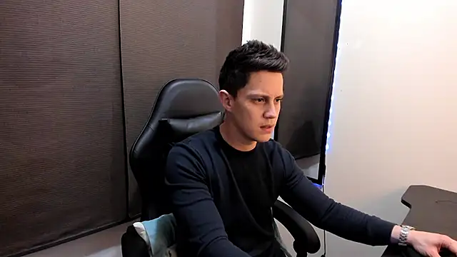 Snapshot of KendricTorres chatting on August 2, 2026, 5:06 am KendricTorres online show from August 2, 2026, 5:06 am