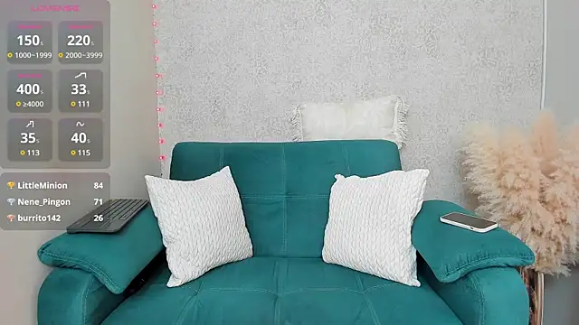 paolarey online show from January 31, 2025, 10:42 pm