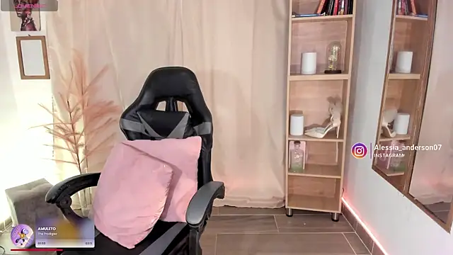 alessia anderson online show from February 10, 2026, 2:43 am