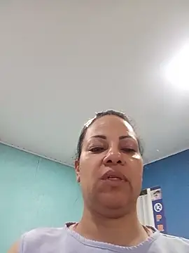 luhpimentinha01 online show from June 3, 2026, 9:08 pm