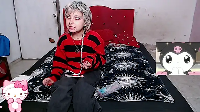 Snapshot of Cute_Chrixxx chatting on May 12, 2026, 12:33 pm Cute Chrixxx online show from May 12, 2026, 12:33 pm