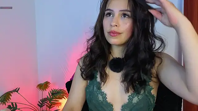 Snapshot of Yenifer_27 chatting on May 6, 2026, 3:10 am Yenifer 27 online show from May 6, 2026, 3:10 am