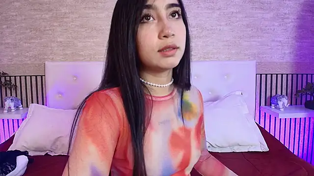 Snapshot of AshleyGross_ chatting on May 12, 2026, 7:42 pm AshleyGross online show from May 12, 2026, 7:42 pm