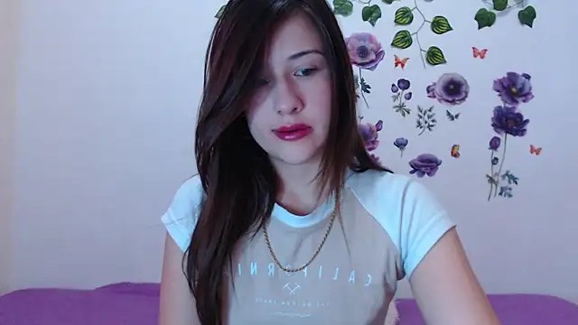 GirlAngell17 online show from May 5, 2026, 12:46 am