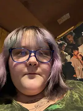 Snapshot of purelydivine chatting on May 14, 2026, 1:46 am purelydivine online show from May 14, 2026, 1:46 am