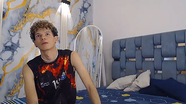 Snapshot of KING_BOYS2026 chatting on June 5, 2026, 1:54 am KING BOYS2026 online show from June 5, 2026, 1:54 am