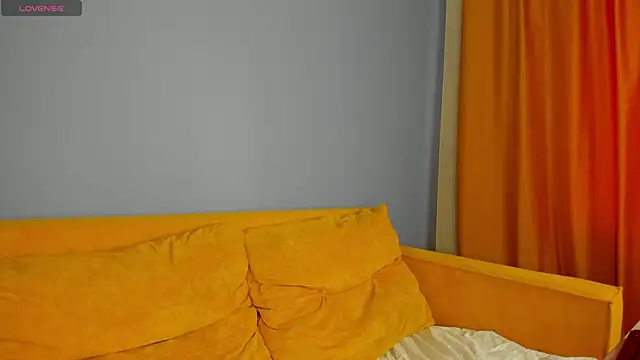 Snapshot of Kira_Be11 chatting on May 31, 2026, 1:22 am Kira Be11 online show from May 31, 2026, 1:22 am