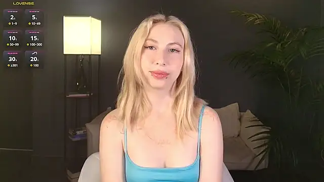 MilkChoc0late online show from July 23, 2026, 2:42 am