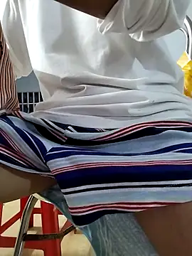 Kiet Mot Minh O Nha online show from May 1, 2026, 3:39 pm