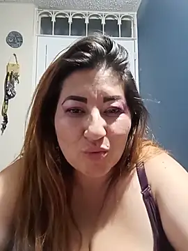 Snapshot of Morchis_esmeralda chatting on May 8, 2026, 5:00 am Morchis esmeralda online show from May 8, 2026, 5:00 am