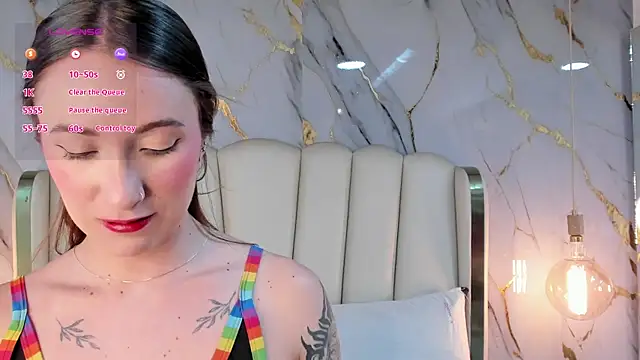 Snapshot of Hannah_Lane chatting on May 8, 2026, 12:09 pm Hannah Lane online show from May 8, 2026, 12:09 pm
