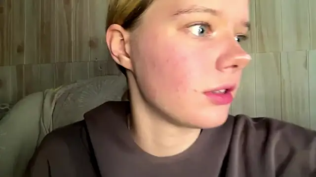 Snapshot of Malinwitch chatting on June 3, 2026, 3:06 pm Malinwitch online show from June 3, 2026, 3:06 pm