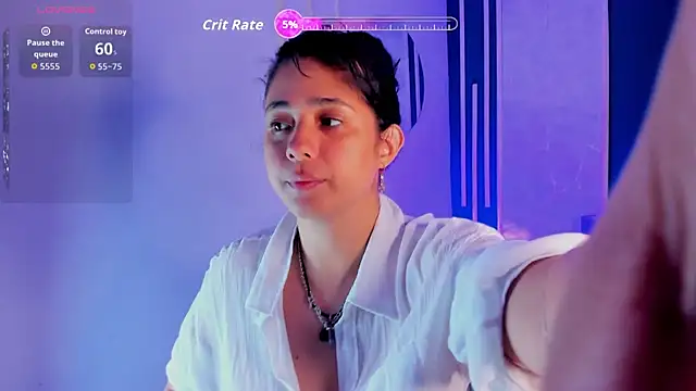 Snapshot of Chloethompson_ chatting on June 22, 2026, 12:46 pm Chloethompson online show from June 22, 2026, 12:46 pm