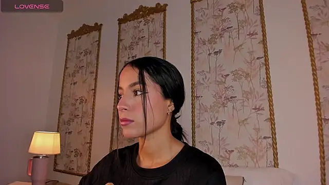 Snapshot of sara_castro24_ chatting on July 21, 2026, 7:59 pm sara castro24 online show from July 21, 2026, 7:59 pm