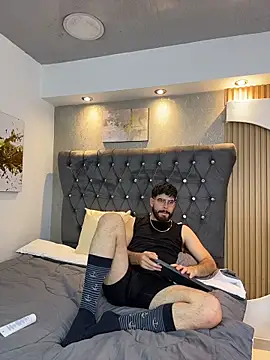 Snapshot of DomBoy_ chatting on May 13, 2026, 8:27 pm DomBoy online show from May 13, 2026, 8:27 pm