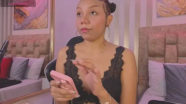 Snapshot of lilith_pink__ chatting on May 31, 2026, 3:34 am lilith pink online show from May 31, 2026, 3:34 am