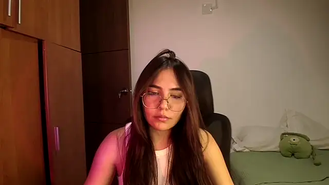 Snapshot of abbyyandmaxx chatting on May 24, 2026, 1:16 am abbyyandmaxx online show from May 24, 2026, 1:16 am