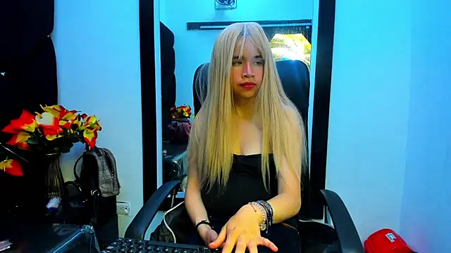 Snapshot of ivyqueen28 chatting on June 5, 2026, 5:01 am ivyqueen28 online show from June 5, 2026, 5:01 am