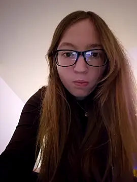 Freaky-Doll online show from May 16, 2026, 10:09 pm