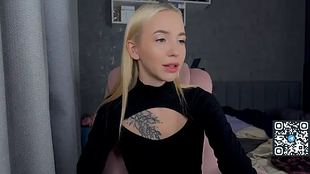 Snapshot of Sabrinkaaa chatting on May 31, 2026, 12:27 am Sabrinkaaa online show from May 31, 2026, 12:27 am