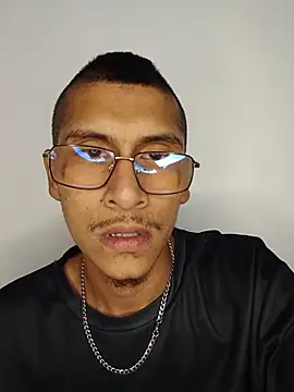 Lil black009 online show from July 12, 2026, 4:13 am