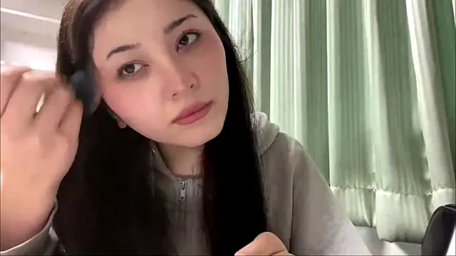 Snapshot of Sonata_Asky chatting on May 23, 2026, 10:42 pm Sonata Asky online show from May 23, 2026, 10:42 pm