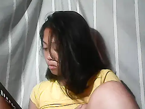 Snapshot of Yours_AsianPinayGirl18 chatting on June 11, 2026, 9:34 pm Yours AsianPinayGirl18 online show from June 11, 2026, 9:34 pm