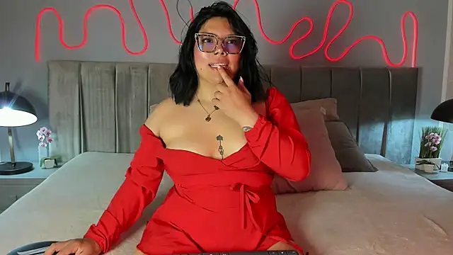 Amarisse sides online show from May 2, 2026, 3:12 am