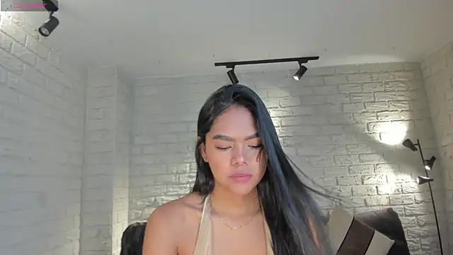 SaphiraJames online show from May 24, 2026, 10:53 pm