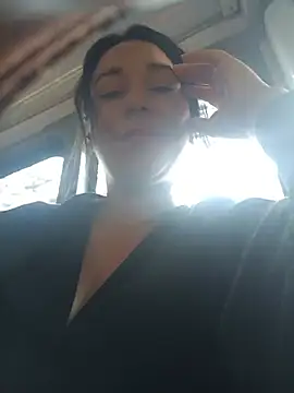 Snapshot of Elizabeth_bennett chatting on July 15, 2026, 2:57 pm Elizabeth bennett online show from July 15, 2026, 2:57 pm