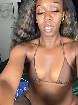 Snapshot of IvyLuxxxe chatting on June 11, 2026, 3:14 am IvyLuxxxe online show from June 11, 2026, 3:14 am