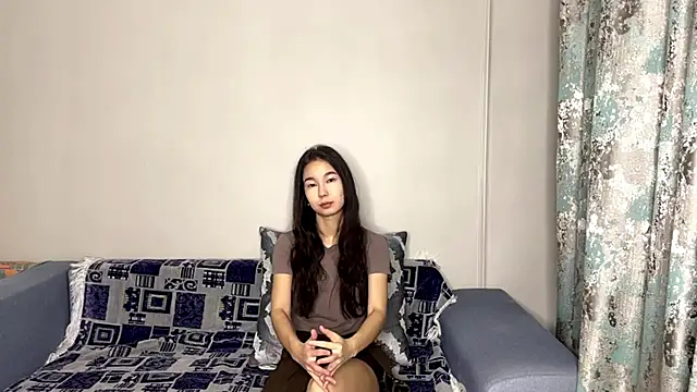 Snapshot of marri_bunny chatting on May 10, 2026, 5:11 am marri bunny online show from May 10, 2026, 5:11 am