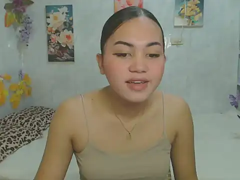 Snapshot of ur_asiankat chatting on June 1, 2026, 11:26 pm ur asiankat online show from June 1, 2026, 11:26 pm