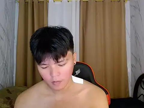 yourhotasiandoms online show from July 15, 2026, 7:04 am