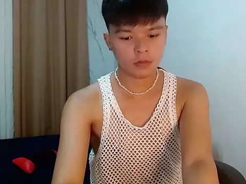 yourhotasiandoms online show from May 8, 2026, 3:38 pm