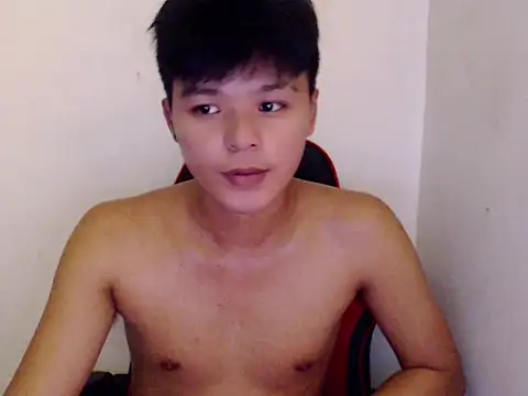 yourhotasiandoms online show from July 12, 2026, 6:03 am