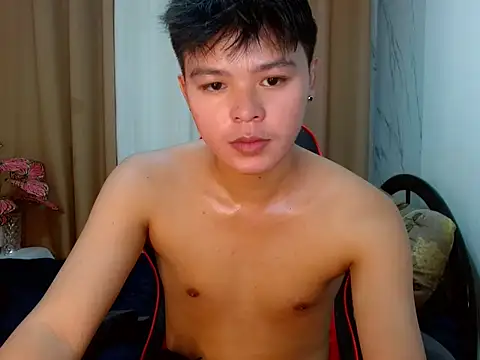 yourhotasiandoms online show from June 24, 2026, 4:22 am